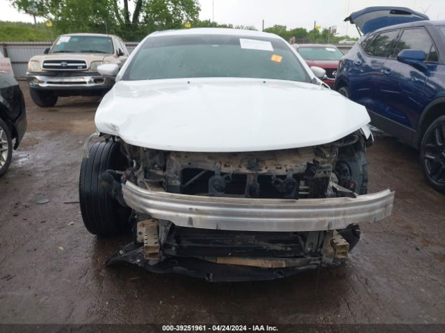 1C3CCCCB8GN119287 Chrysler 200 C