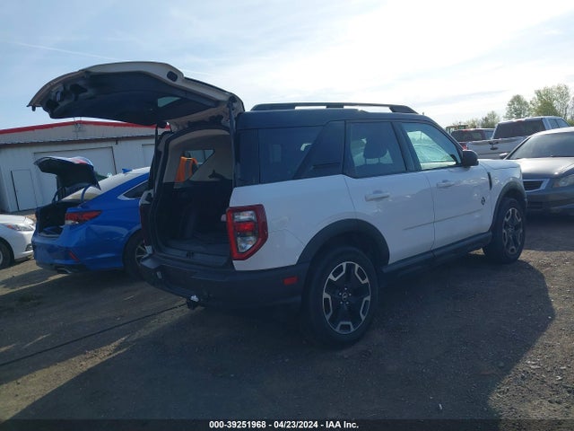 Ford Bronco Sport Outer Banks 2021 3FMCR9C65MRA02027 Image 4