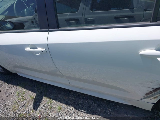 Toyota Corolla Hybrid Le 2022 JTDEAMDE2N3010891 Image 14