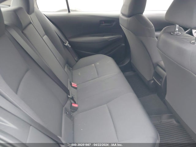 Toyota Corolla Hybrid Le 2022 JTDEAMDE2N3010891 Image 8
