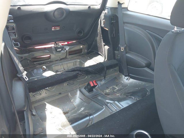 2012 MINI COOPER S WMWSV3C53CTY28269 Photo 7