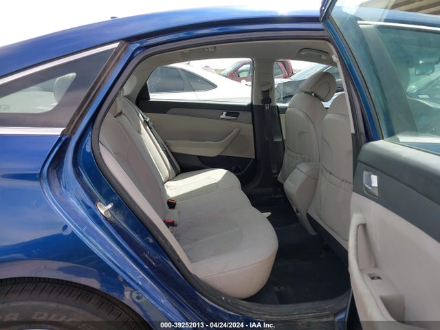 Hyundai Sonata 2017 5NPE24AF9HH562018 Image 8
