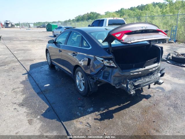5NPE24AF8HH557201 Hyundai SONATA SE