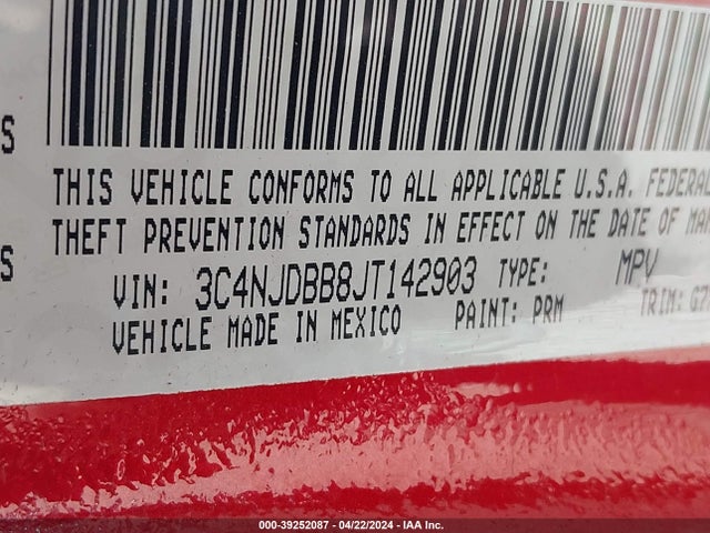 3C4NJDBB8JT142903 Jeep Compass Latitude 4x4
