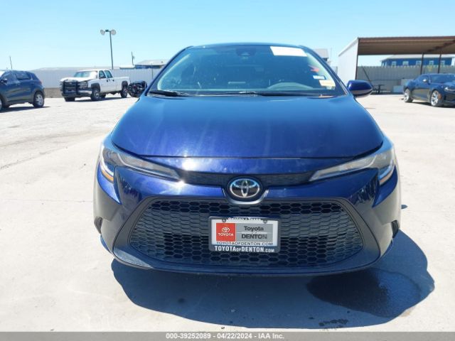 5YFEPMAE9NP381086 Toyota COROLLA LE