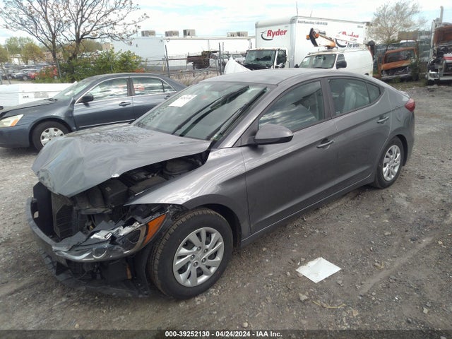 Hyundai ELANTRA SE 2018 5NPD74LF0JH274548 Image 2