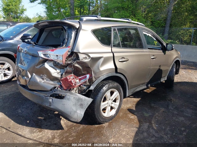 Toyota Rav4 Xle 2014 JTMRFREV3ED089674 Image 4