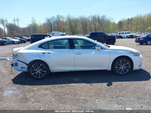 58ADZ1B14NU124442 Lexus ES 350