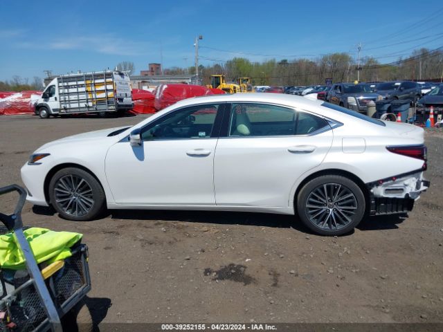 58ADZ1B14NU124442 Lexus ES 350