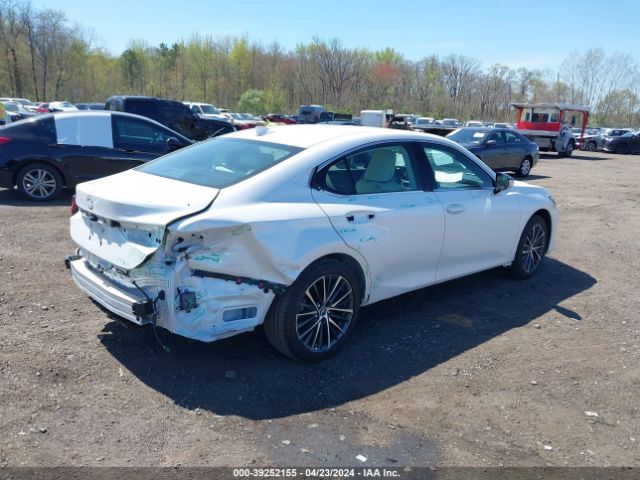 58ADZ1B14NU124442 Lexus ES 350
