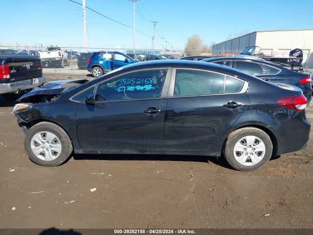 KIA FORTE LX 2018 3KPFK4A73JE242295 Image 14