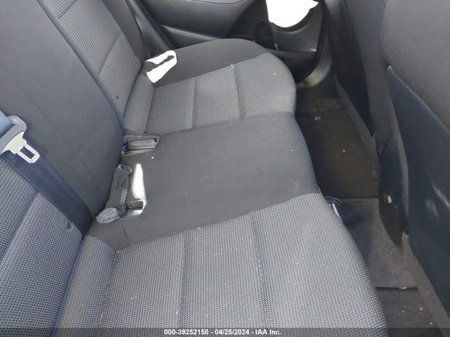 KIA FORTE LX 2018 3KPFK4A73JE242295 Image 8