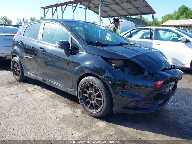 2016 3FADP4GX3GM148230 main image