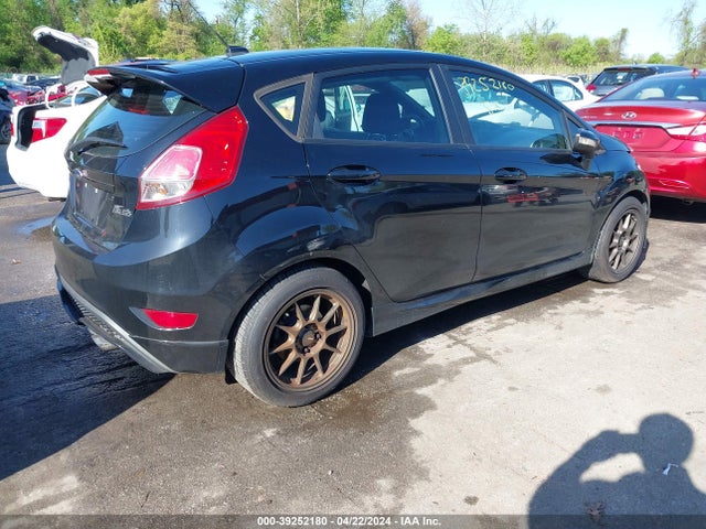 Ford FIESTA ST 2016 3FADP4GX3GM148230 Image 4