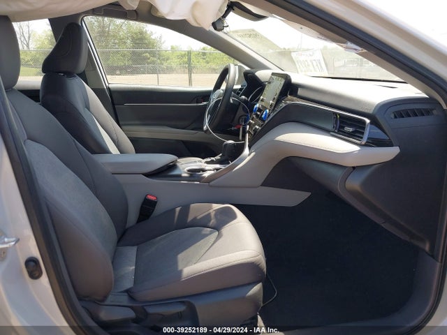 Toyota CAMRY LE 2022 4T1C11AK8NU017835 Image 5