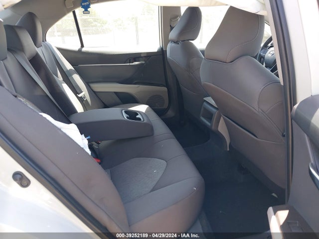 Toyota CAMRY LE 2022 4T1C11AK8NU017835 Image 8