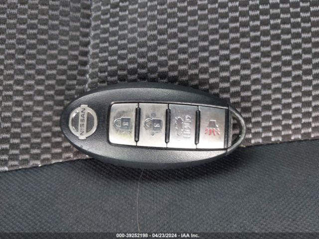 3N1CN7AP3FL927611 Nissan Versa 1.6 Sl