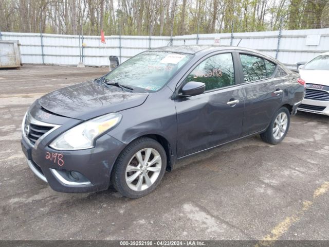3N1CN7AP3FL927611 Nissan Versa 1.6 Sl