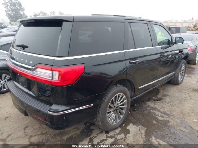 5LMJJ2NTXMEL05071 Lincoln Navigator Standard
