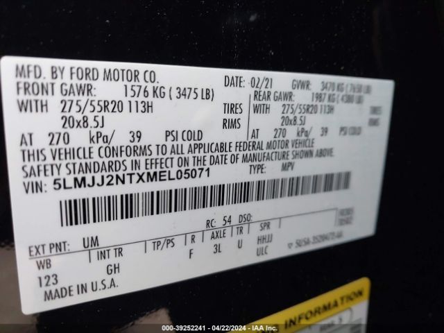 5LMJJ2NTXMEL05071 Lincoln Navigator Standard
