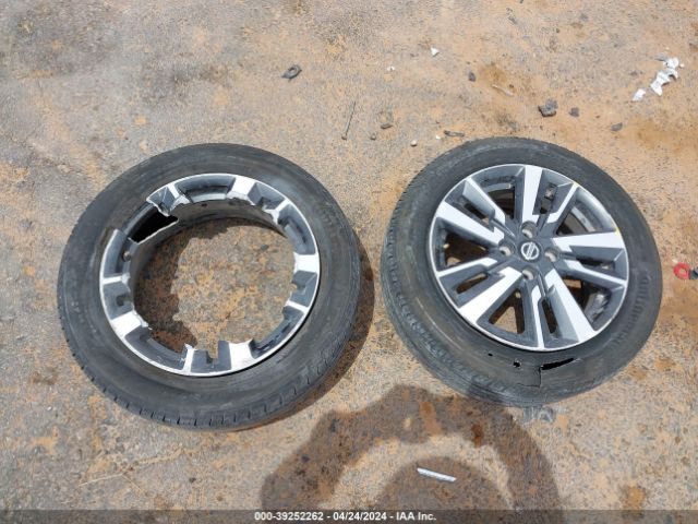 3N1CN8EV8ML895296 Nissan Versa Sv Xtronic Cvt