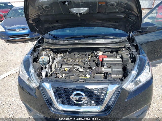 Nissan KICKS S 2018 3N1CP5CU7JL533488 Image 10