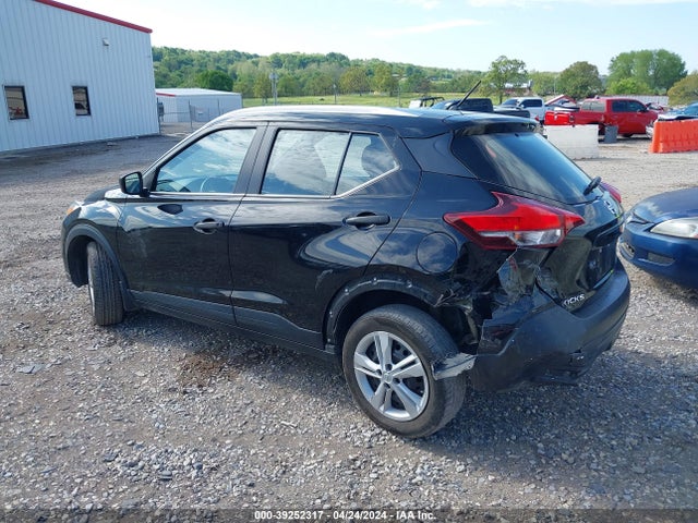 Nissan KICKS S 2018 3N1CP5CU7JL533488 Image 3