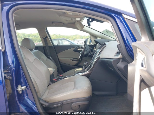 1G4PR5SK5E4176571 Buick Verano Convenience Group