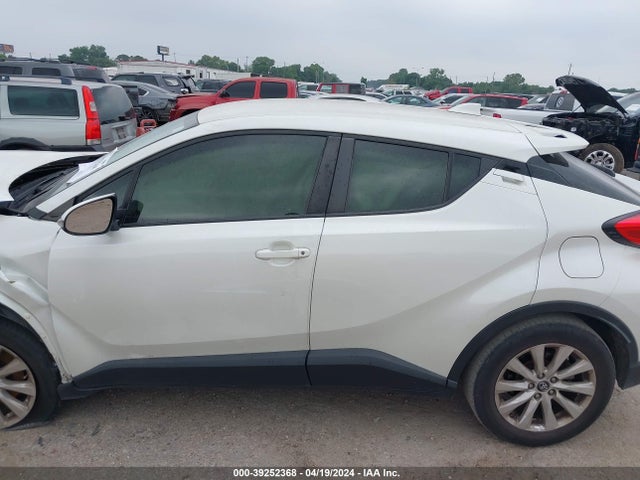 Toyota C-HR LE 2020 JTNKHMBX2L1082407 Image 15