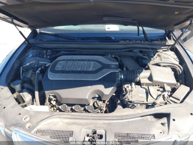 JH4KC1F35EC004069 Acura RLX