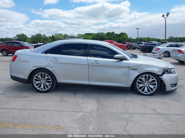 Ford Taurus Limited 2016 1FAHP2F82GG132644 Image 13
