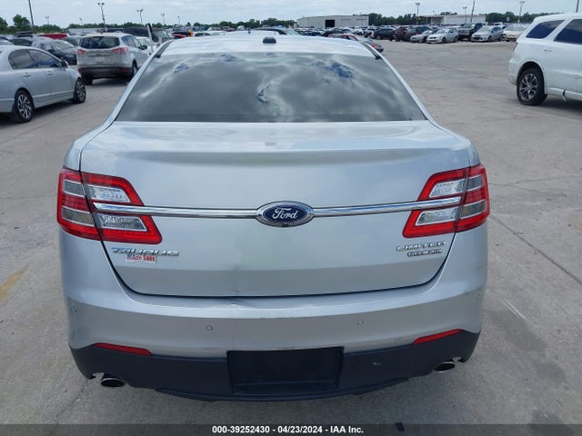 Ford Taurus Limited 2016 1FAHP2F82GG132644 Image 16