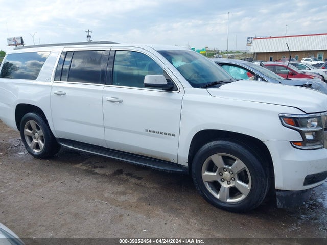 Chevrolet Suburban Lt 2017 1GNSCHKC1HR243577 Image 13