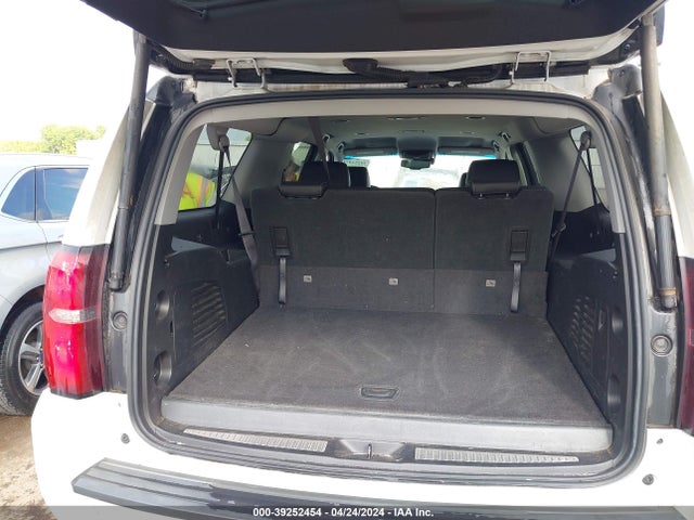 Chevrolet Suburban Lt 2017 1GNSCHKC1HR243577 Image 16