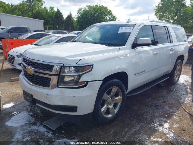 Chevrolet Suburban Lt 2017 1GNSCHKC1HR243577 Image 2