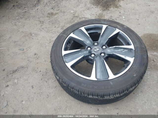 JTHX3JBH5M2041960 Lexus UX 200