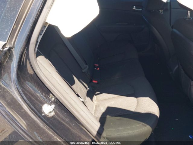 5XXGT4L15JG215245 KIA Optima Lx Turbo