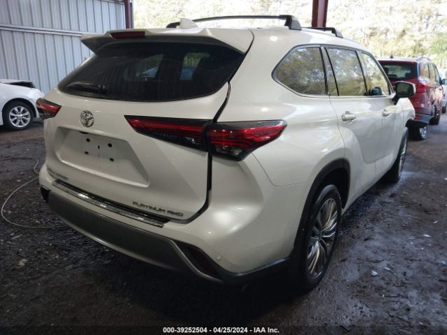 5TDFZRBH0NS195044 Toyota Highlander Platinum
