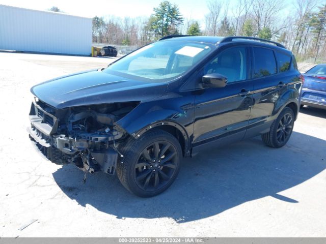 1FMCU9GD6KUA27807 Ford ESCAPE SE