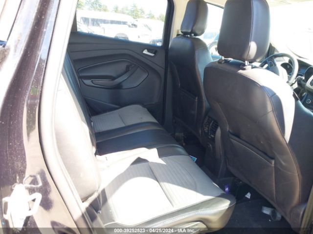 1FMCU9GD6KUA27807 Ford ESCAPE SE