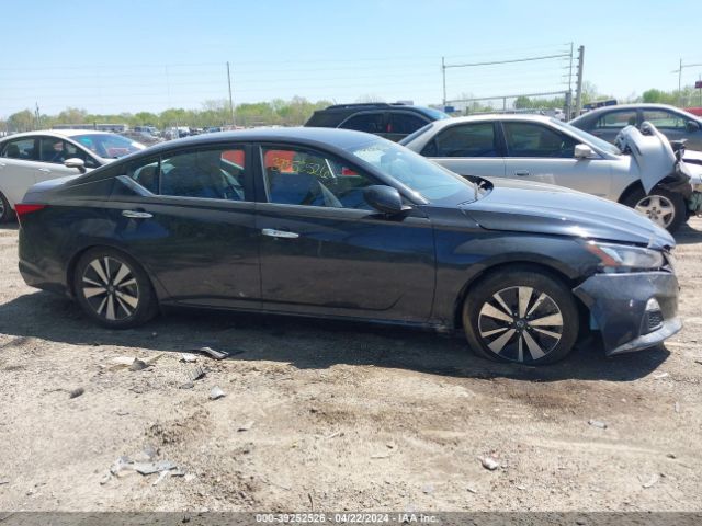 1N4BL4DV9MN336533 Nissan Altima Sv Fwd