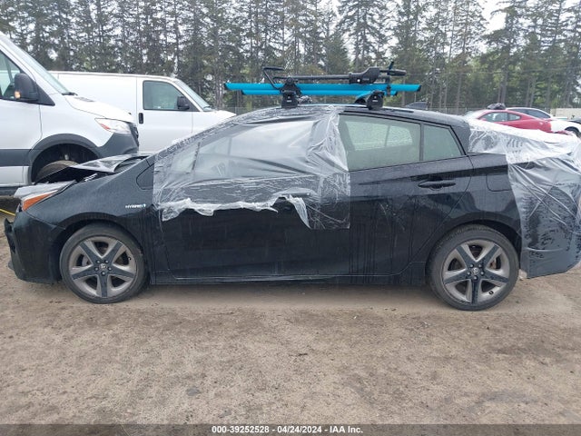 Toyota PRIUS XLE 2021 JTDKAMFUXM3136549 Image 14