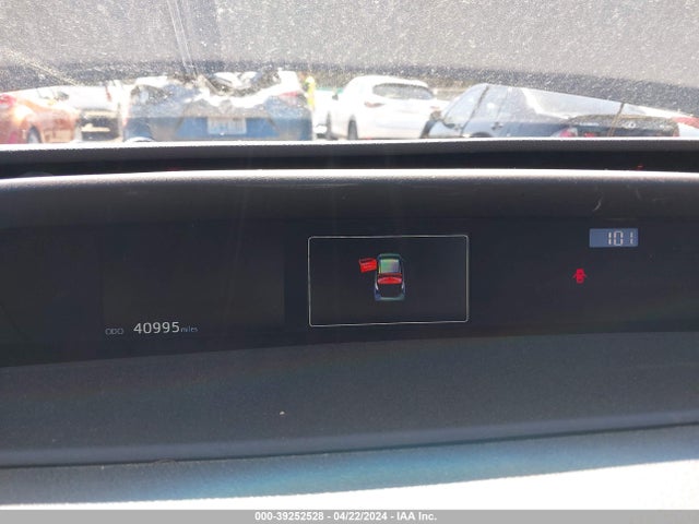 Toyota PRIUS XLE 2021 JTDKAMFUXM3136549 Image 7