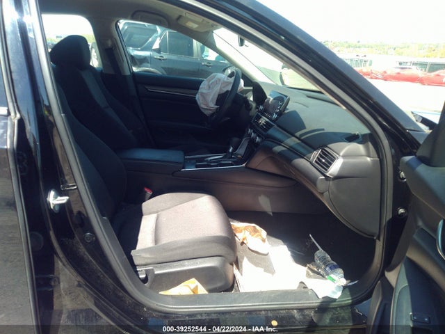 Honda ACCORD LX 2018 1HGCV1F13JA114365 Image 5