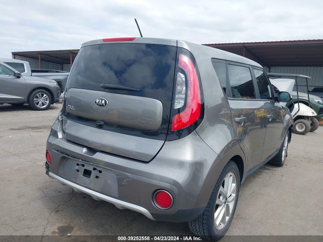 KIA SOUL + 2018 KNDJP3A52J7602032 Image 4