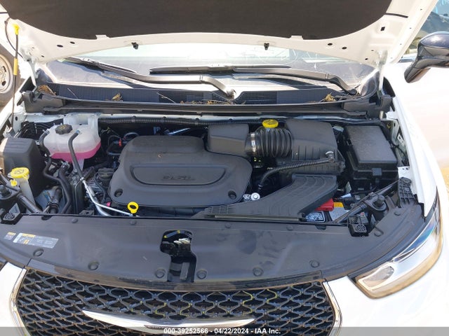 Chrysler Pacifica Touring L 2024 2C4RC1BG5RR120121 Image 10