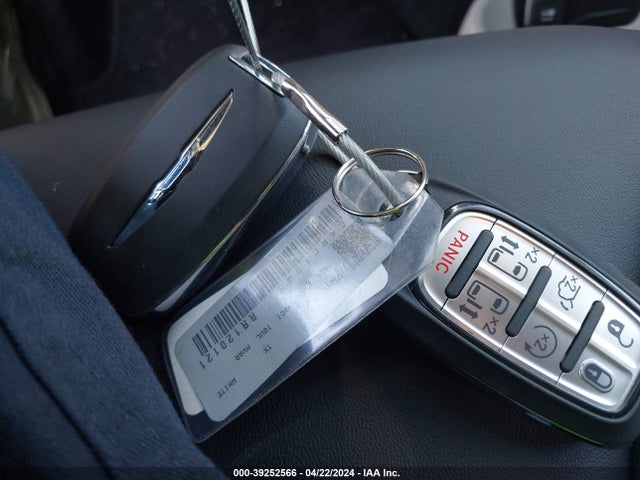 Chrysler Pacifica Touring L 2024 2C4RC1BG5RR120121 Image 11