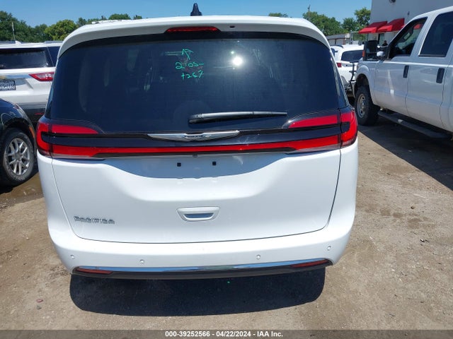 Chrysler Pacifica Touring L 2024 2C4RC1BG5RR120121 Image 16