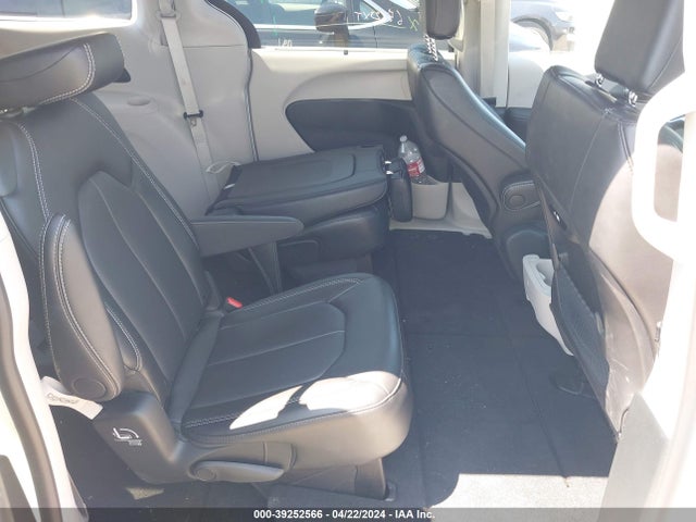 Chrysler Pacifica Touring L 2024 2C4RC1BG5RR120121 Image 8