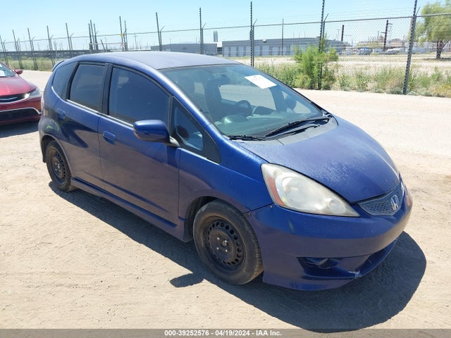 2011 Honda Fit Sport მანქანა იყიდება აუქციონზე, vin: JHMGE8H5XBC012347, აუქციონის ნომერი: 39252576